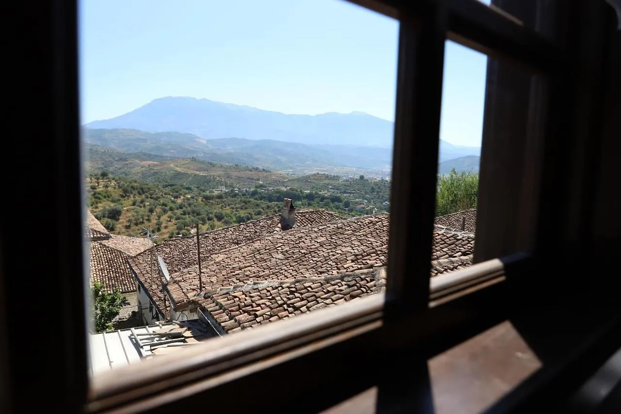 Villa Athina In Berat Castle - Since 1741